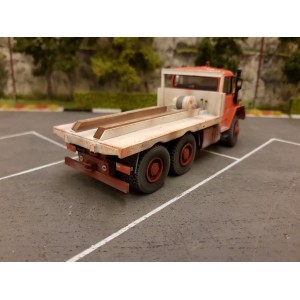 TRI06 - IVECO Magirus Deutz 330-30 6x4 - block marble transport / 1:50 Trilex Modelli
