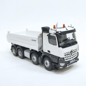 1066/40 Mercedes-Benz Arocs 8x4 Meiller ribaltabile BIANCO /1:50 NZG